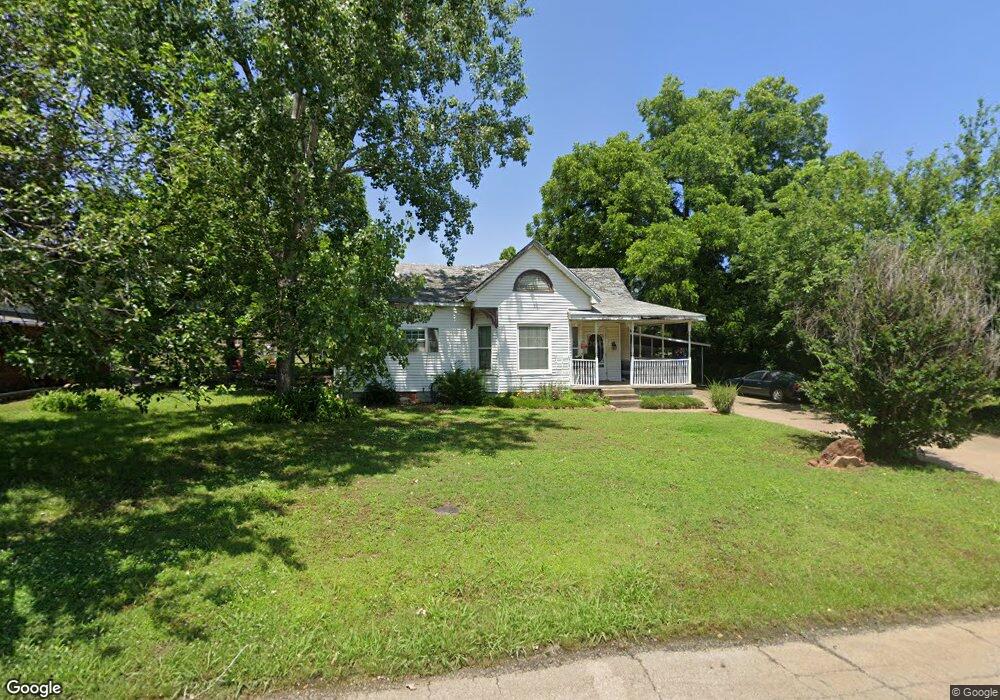 1132 E 5th St, Cushing, OK 74023 - photo 1