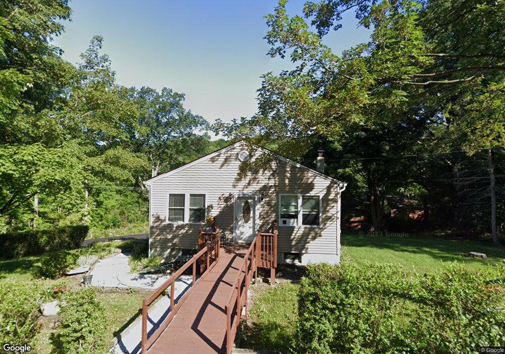 2 Brentwood Rd, Carmel, NY 10512 - photo 1