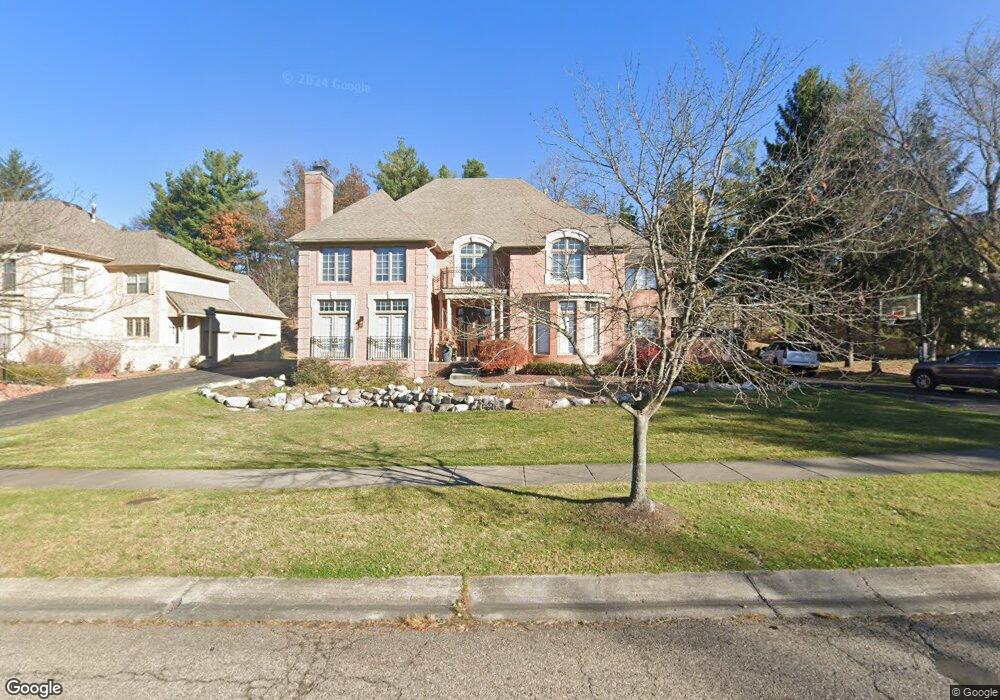 7276 Ravines Cir, West Bloomfield, MI 48322 - photo 1