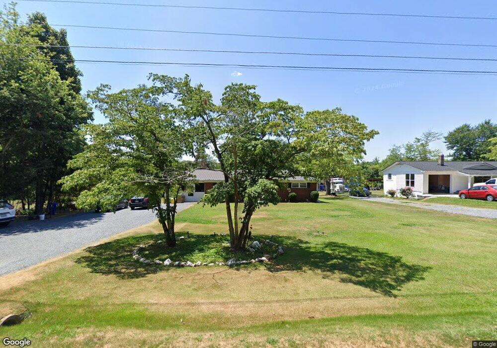 1157 Oakwood Acres Rd, Asheboro, NC 27205 - photo 1