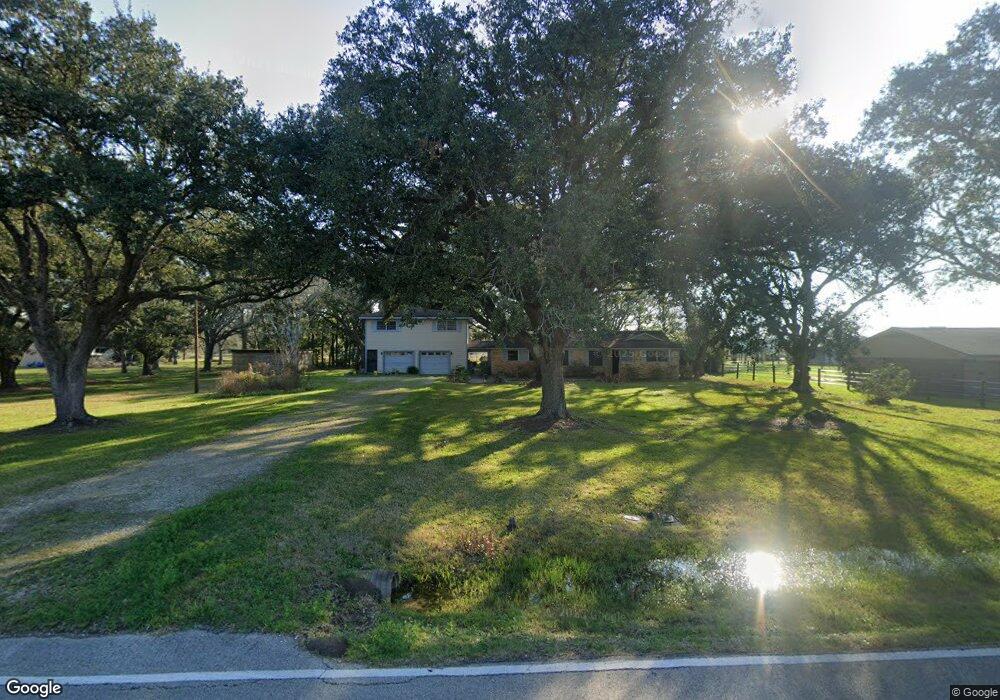 1001 Clifford St, Alvin, TX 77511 - photo 1