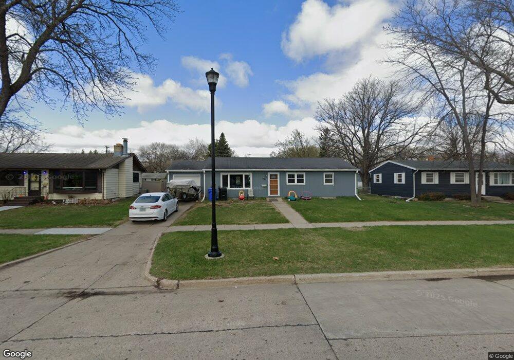 1845 14th St S, Fargo, ND 58103 - photo 1