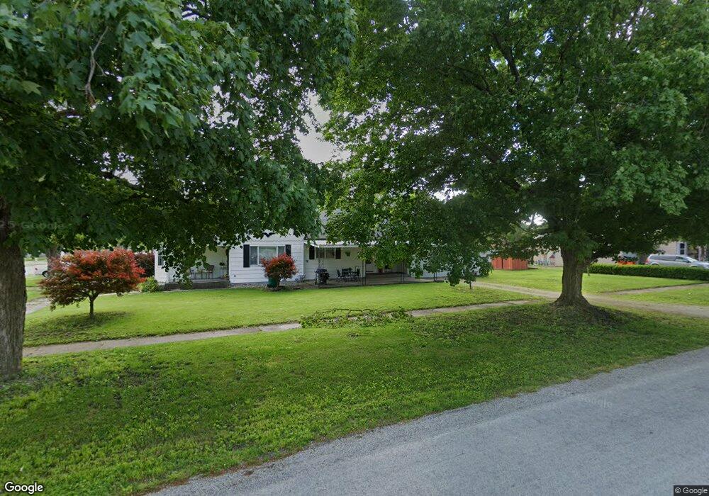 617 Prairie Ave, Mattoon, IL 61938 - photo 1