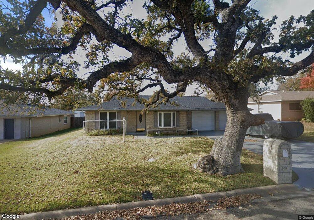 909 Mccurry Ave, Bedford, TX 76022 - photo 1