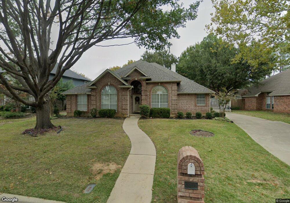 800 Tradonna Ln, Hurst, TX 76054 - photo 1