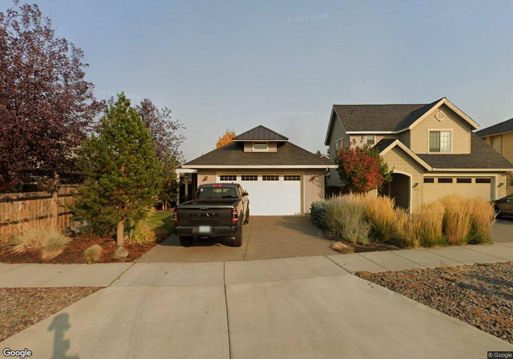 61760 SE Bridgecliff Dr, Bend, OR 97702 - photo 1