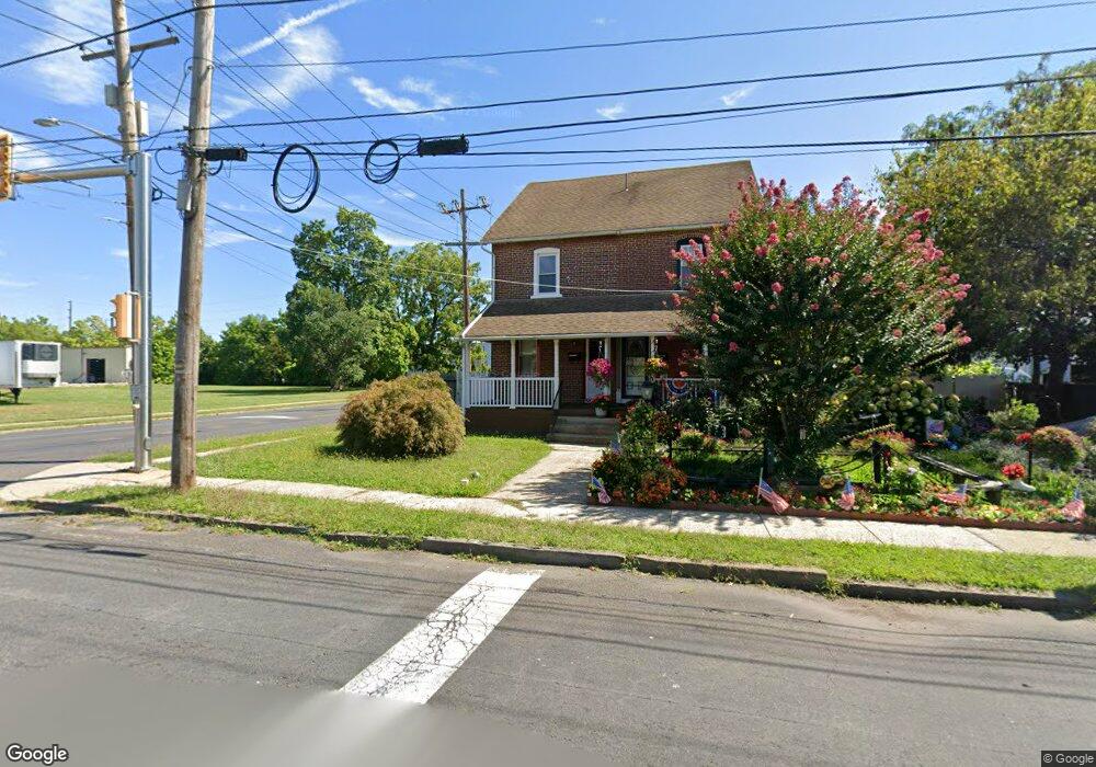637 Maple Ave, Lansdale, PA 19446 - photo 1