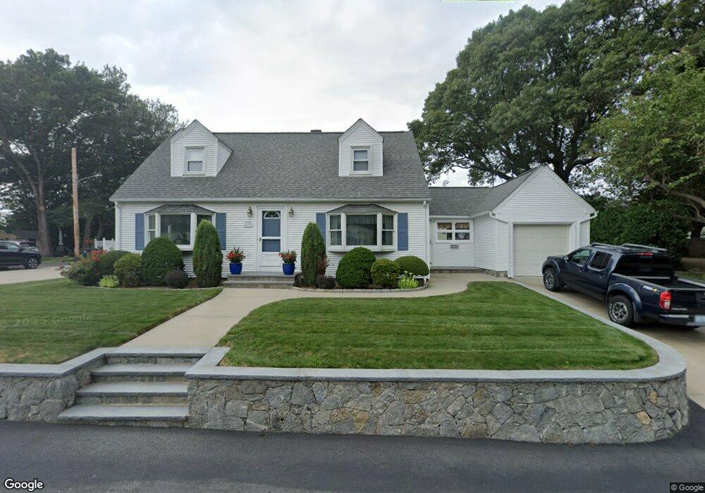 47 Pawtuxet Terrace, West Warwick, RI 02893 - photo 1