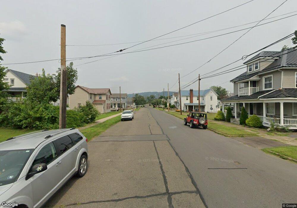 227229 E Seventh St, Berwick, PA 18603 - photo 1