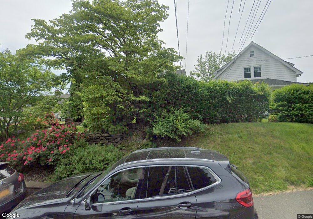 189 Hobart Ave, Greenwich, CT 06831 - photo 1