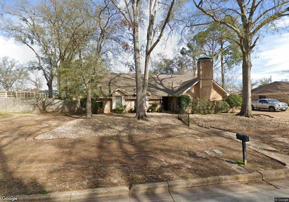1100 1100 Queenspark, Tyler, TX 75703 - photo 1