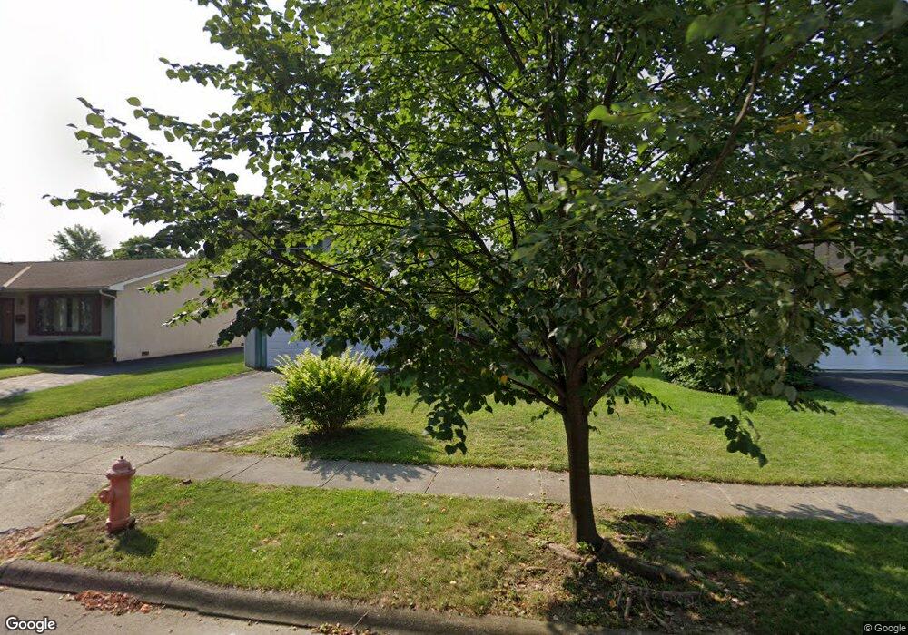 1267 Cranwood Square S, Columbus, OH 43229 - photo 1