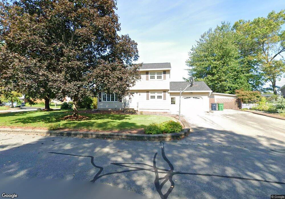 61 Cheyenne Dr, Nashua, NH 03063 - photo 1