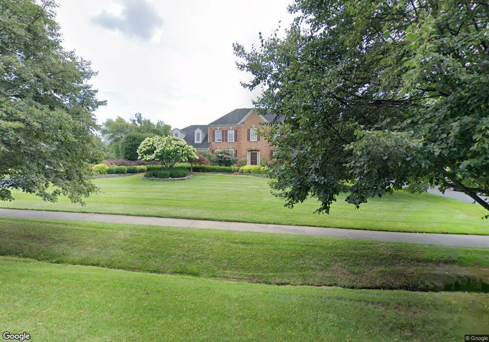 16519 Harbour Town Dr, Silver Spring, MD 20905 - photo 1