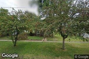 130 SE Sycamore Ave, Earlham, IA 50072