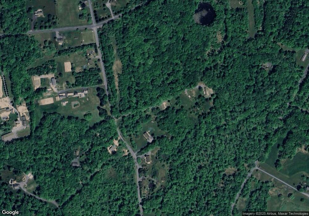 1090 Smith Gap Rd, Bath, PA 18014 - photo 1