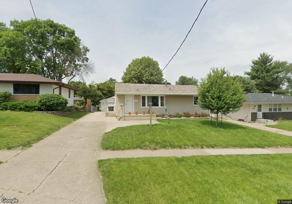 3010 E 26th St, Des Moines, IA 50317 - photo 1