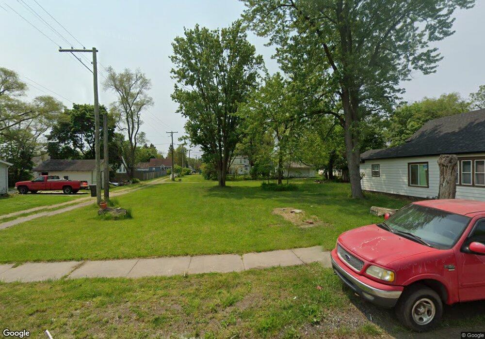 719 W Hubbard Ave, Elkhart, IN 46516 - photo 1