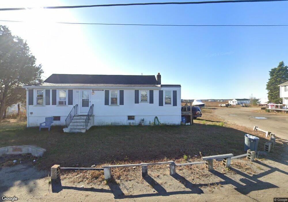 52 River St, Seabrook, NH 03874 - photo 1