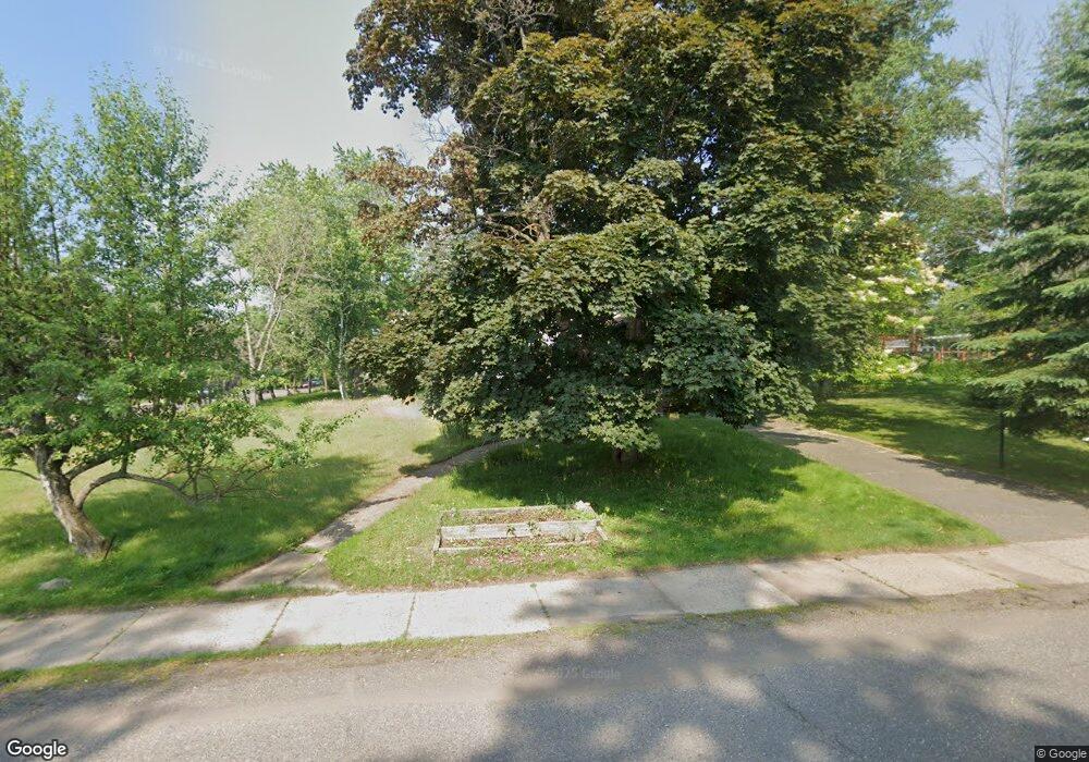 2105 Columbus Ave, Duluth, MN 55803 - photo 1