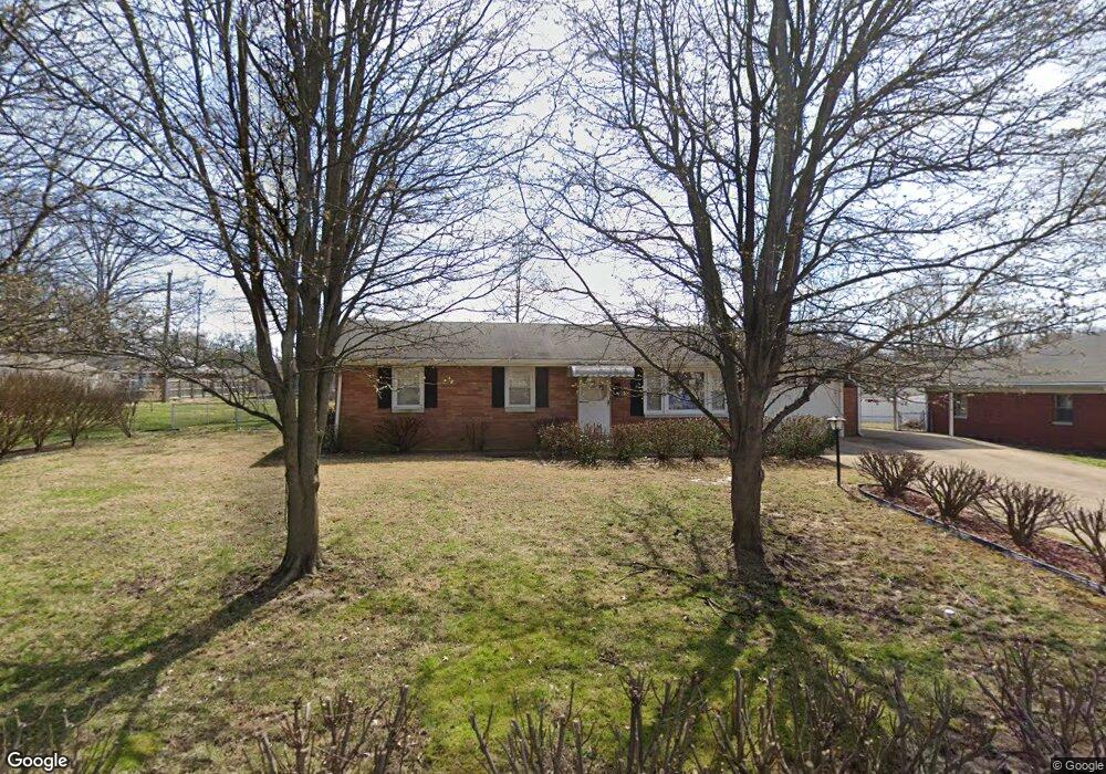 1016 Sherwood Dr, New Albany, IN 47150 - photo 1