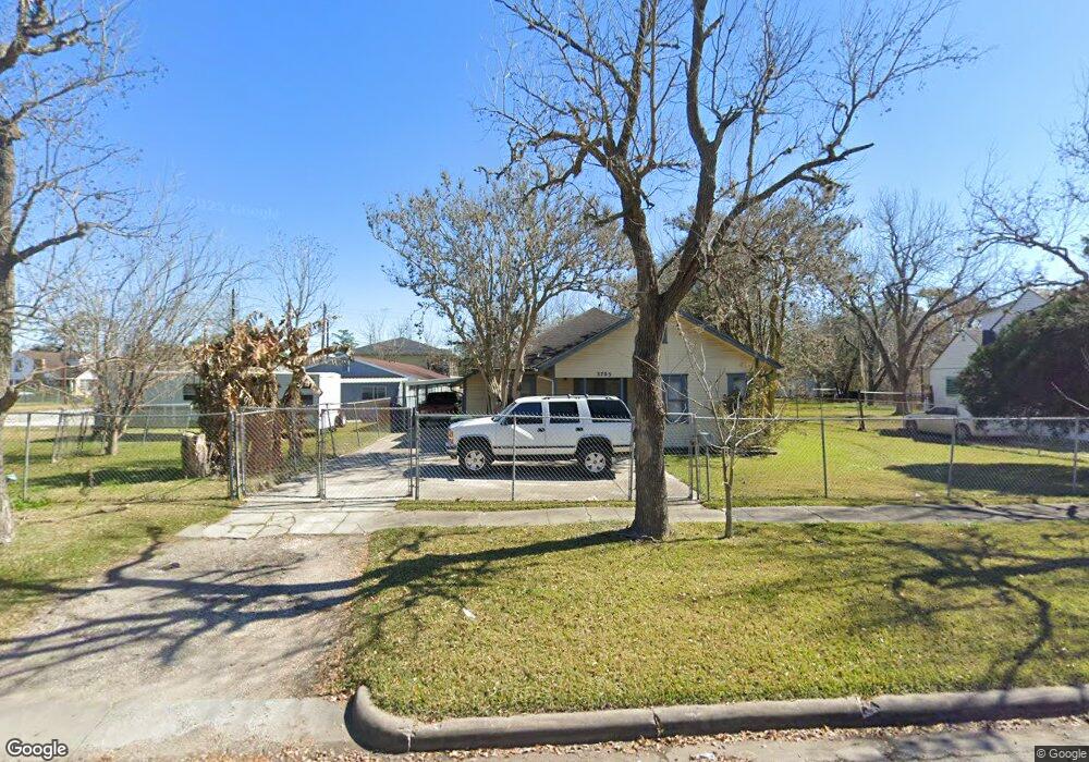 3705 Gulf St, Houston, TX 77017 - photo 1