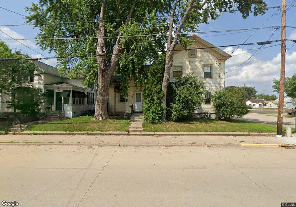 302 W 9th Ave, Oshkosh, WI 54902 - photo 1