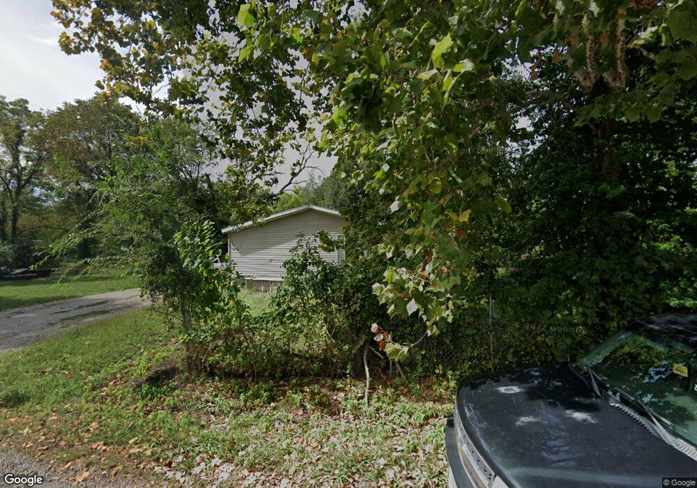 305 Art St, Collinsville, IL 62234 - photo 1