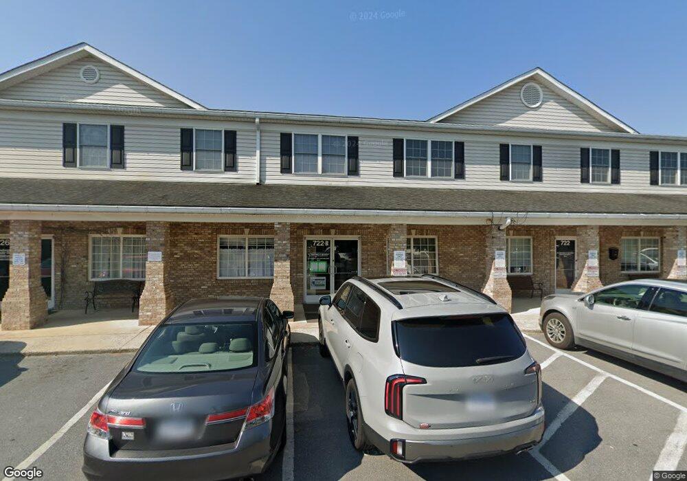 728 E Queen St, Strasburg, VA 22657 - photo 1