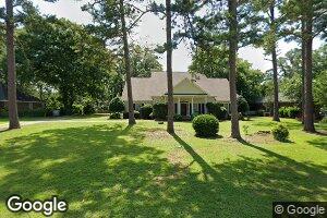 2221 Golf Course Dr, Albany, GA 31721