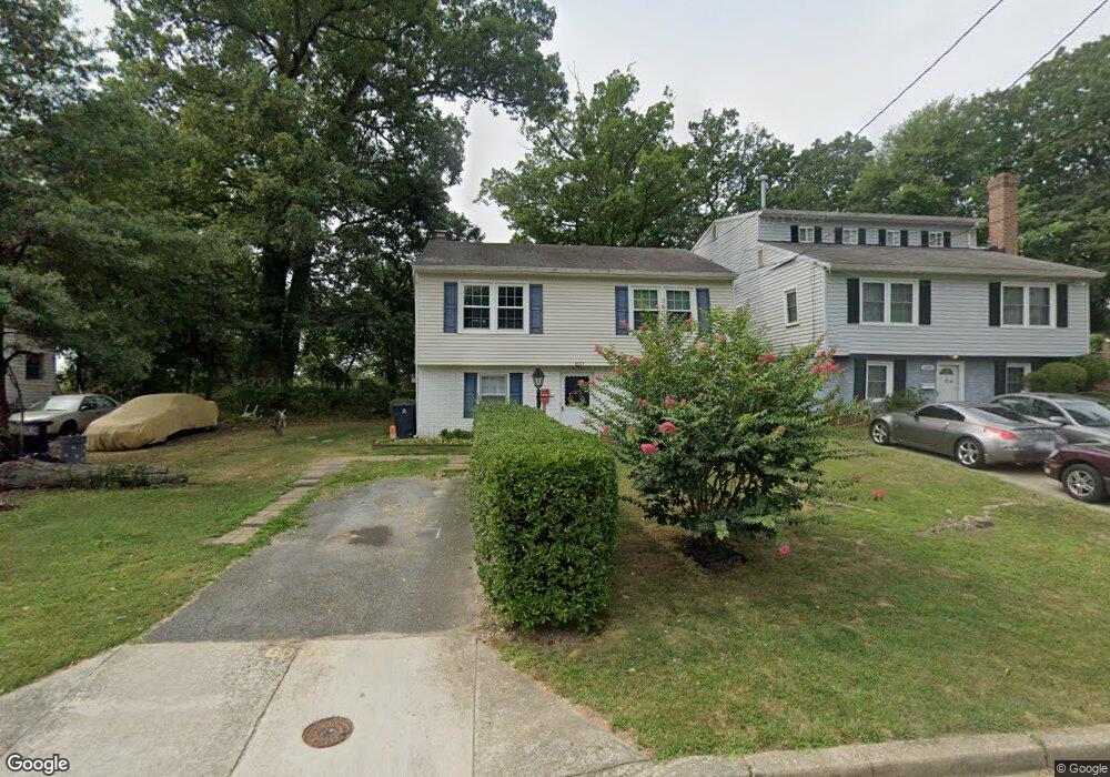 6003 Somerset Rd, Riverdale, MD 20737 - photo 1