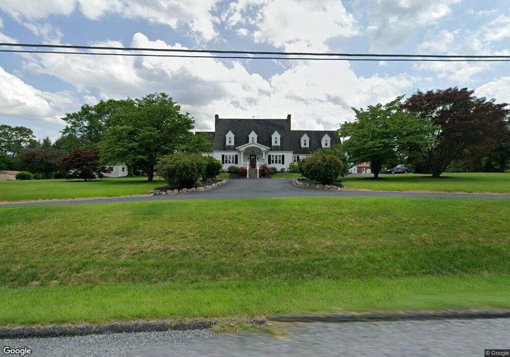 1067 W Market St, Schuylkill Haven, PA 17972 - photo 1