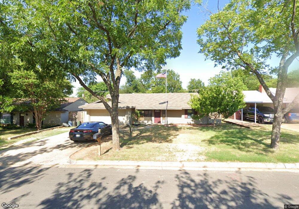 340 Arcadia St, Hurst, TX 76053 - photo 1