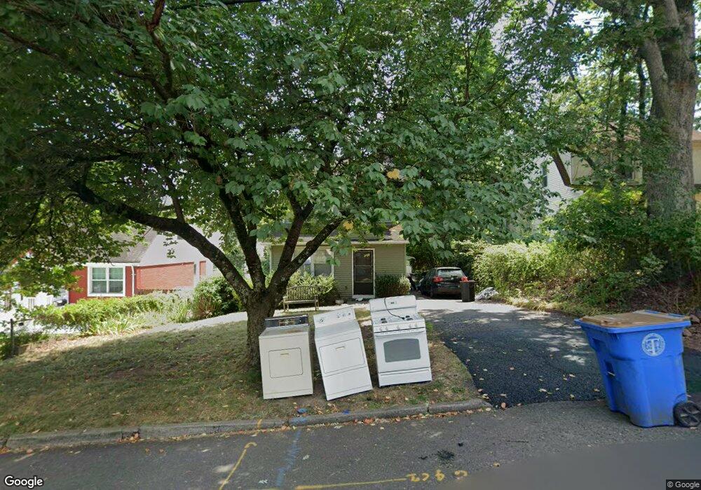 200 Hickory Ave, Tenafly, NJ 07670 - photo 1