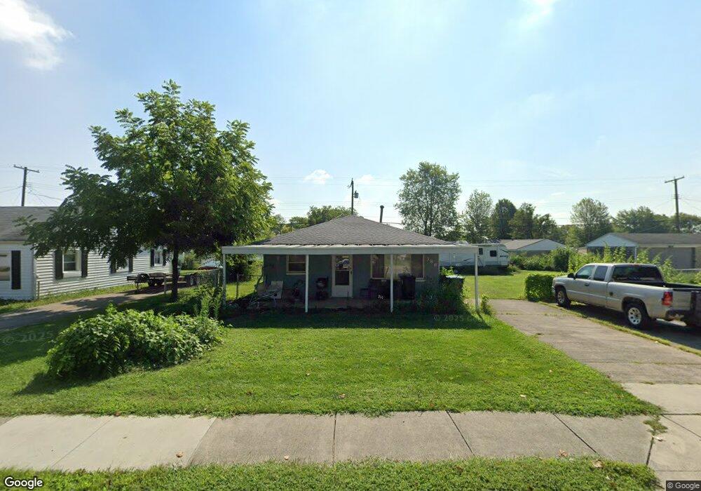 386 Woodlawn Ave, Columbus, OH 43228 - photo 1