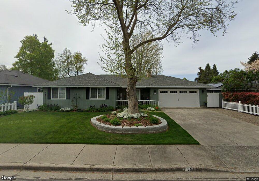 351 Brad Way, Central Point, OR 97502 - photo 1