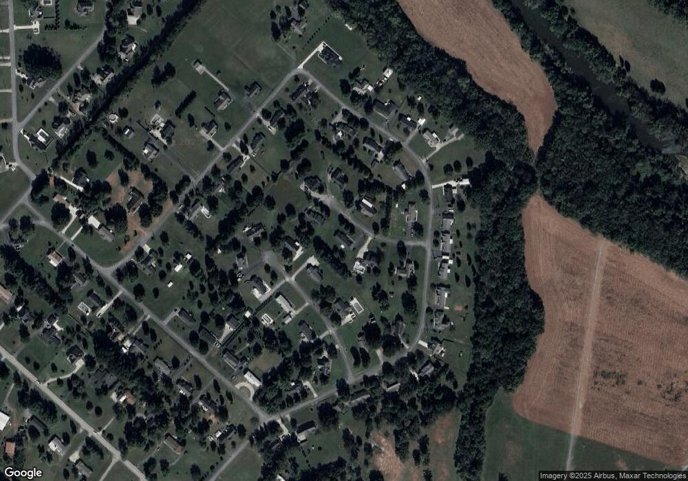 105 Oriole Cir, Shelbyville, TN 37160 - photo 1