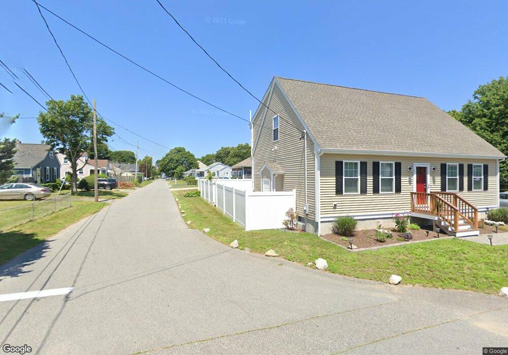 76 Pershing Ave, Swansea, MA 02777 - photo 1