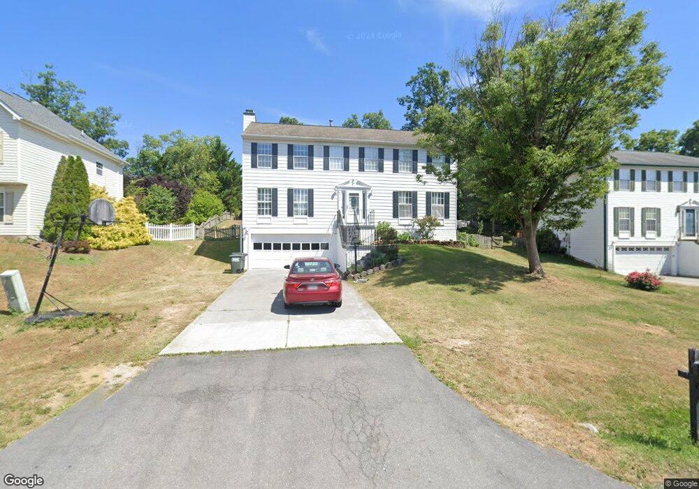 122 Churchill Dr, Stephens City, VA 22655 - photo 1