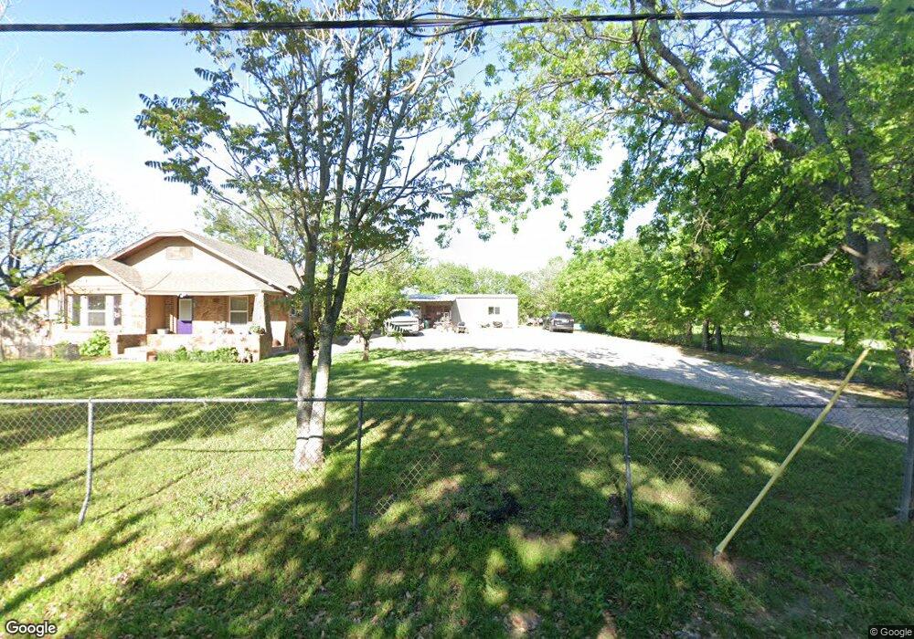 218 S Line St, Weatherford, TX 76086 - photo 1