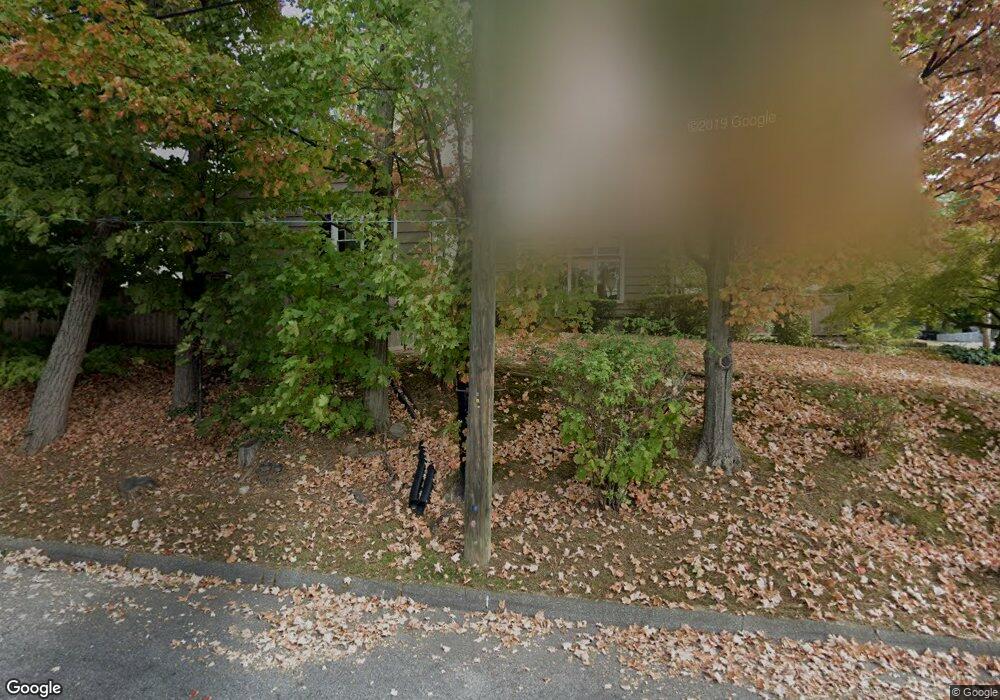 11 Iroquois Rd, Ossining, NY 10562 - photo 1