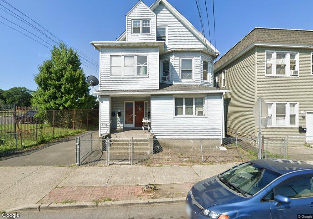 673 Madison Ave unit 677, Bridgeport, CT 06606 - photo 1