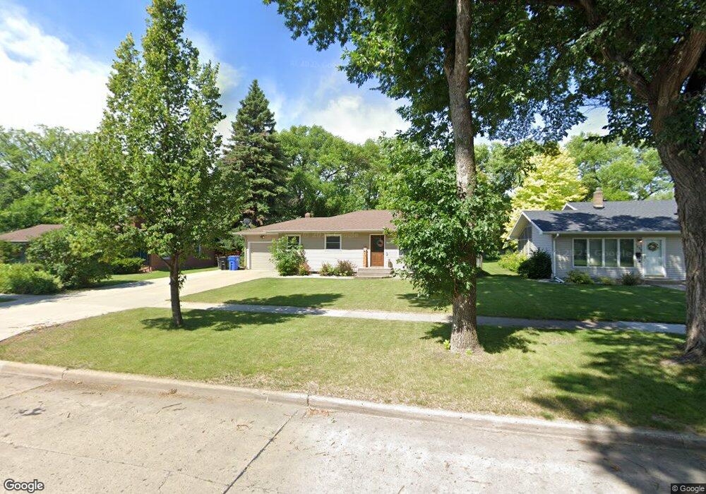 1841 15th St S, Fargo, ND 58103 - photo 1