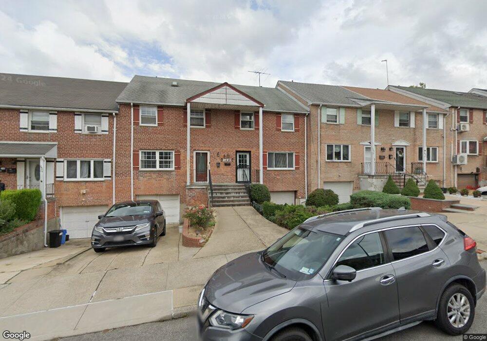 24021 65th Ave, Little Neck, NY 11362 - photo 1