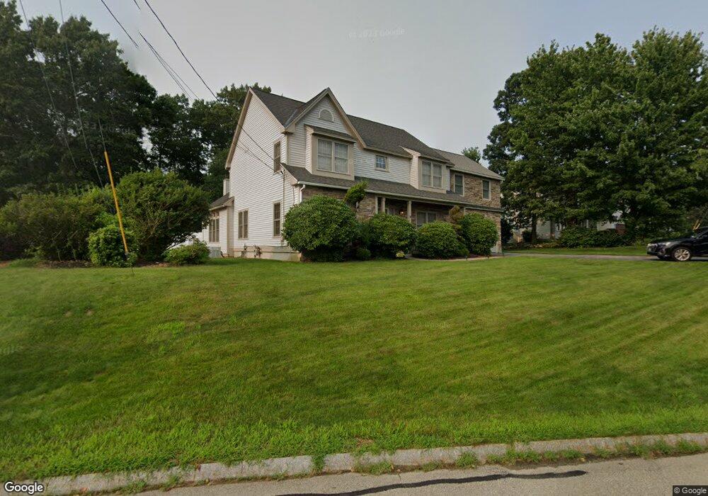 9 Tennyson Dr, Manchester, NH 03104 - photo 1