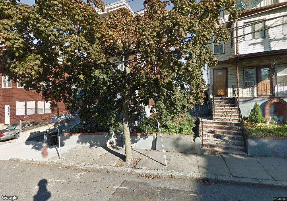 37 Edgar Ave unit 2, Somerville, MA 02145 - photo 1