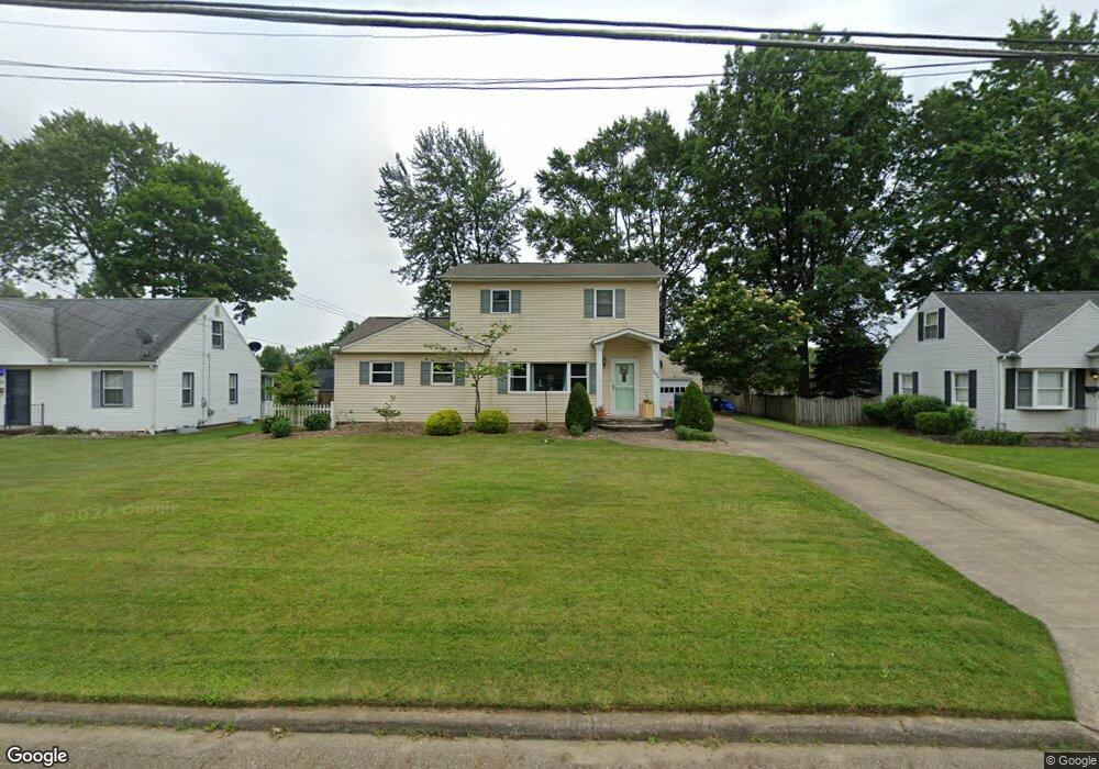 1640 Hagey Dr, Barberton, OH 44203 - photo 1