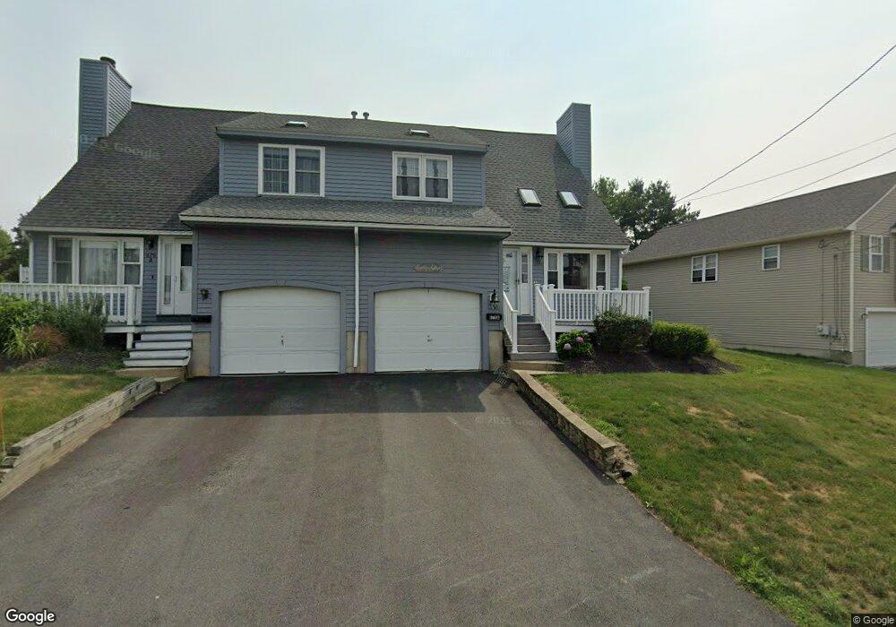 679 Burncoat St, Worcester, MA 01606 - photo 1