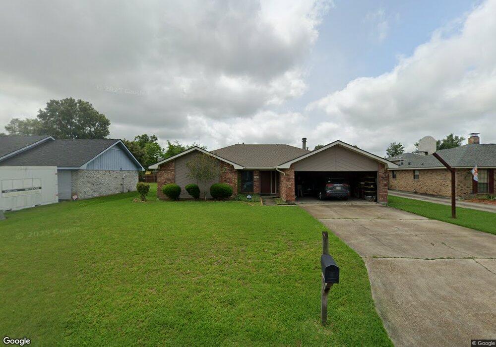 161 E Greenway St, Lake Charles, LA 70605 - photo 1