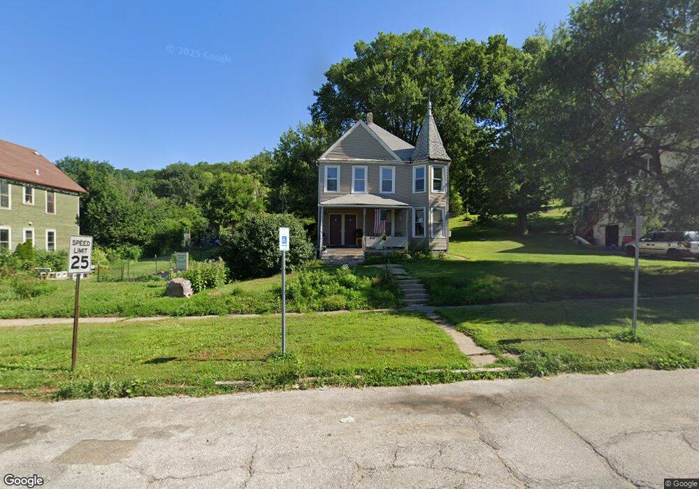 916 W 6th St unit 1/2, Davenport, IA 52802 - photo 1